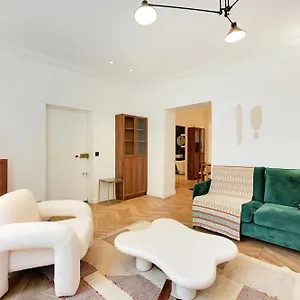  Appartement Cmg - Le Bon Marché - Sèvres G