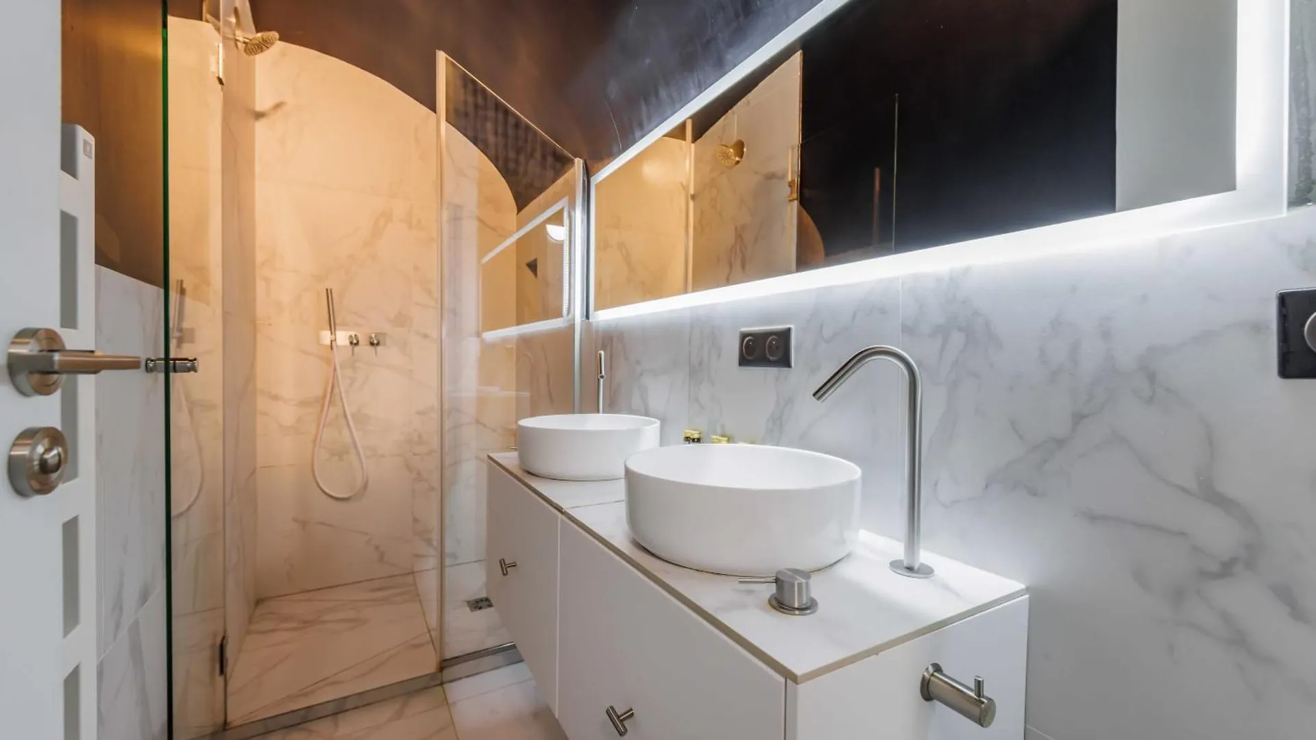 Charming Duplex Parisian T3 - Heart Of Saint-Germain Apartment  Paris