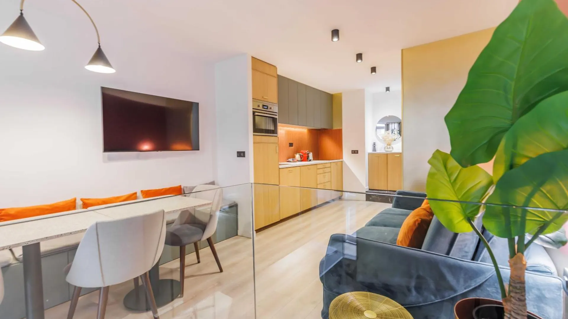 Charming Duplex Parisian T3 - Heart Of Saint-Germain Apartment